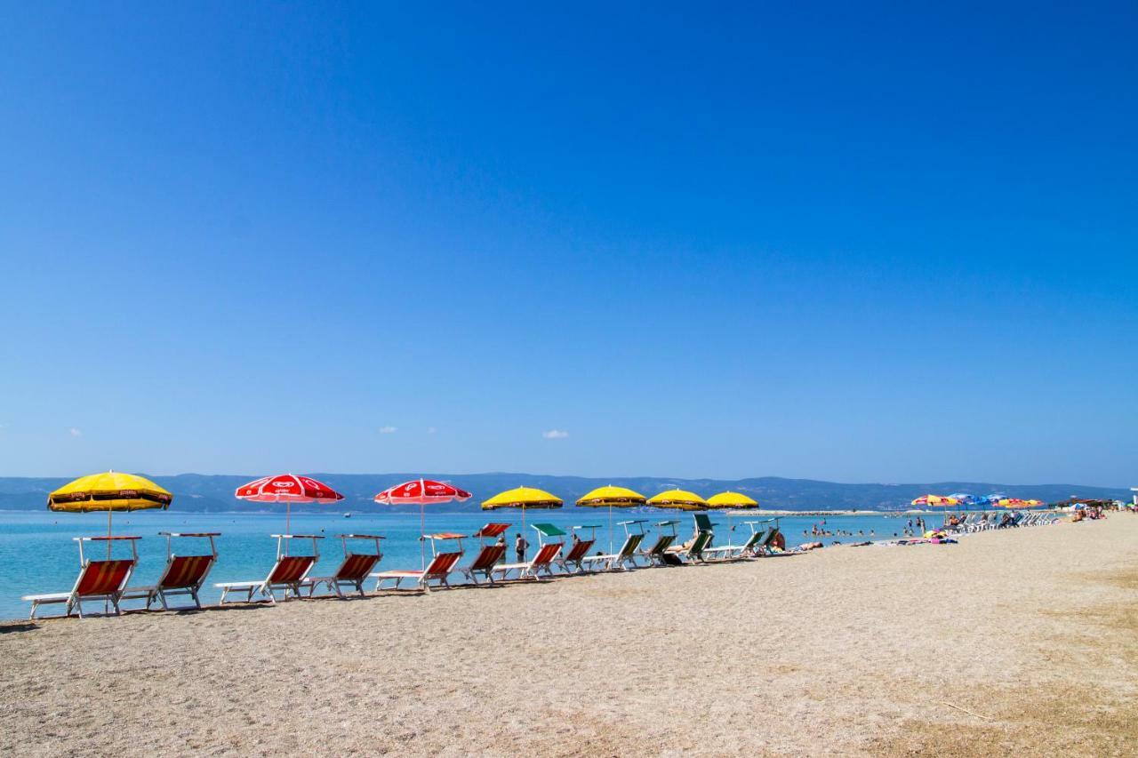 Apartments Iva Brstilo Omiš Exteriör bild