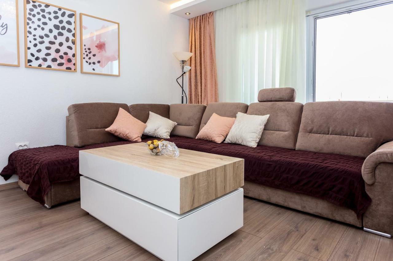 Apartments Iva Brstilo Omiš Exteriör bild