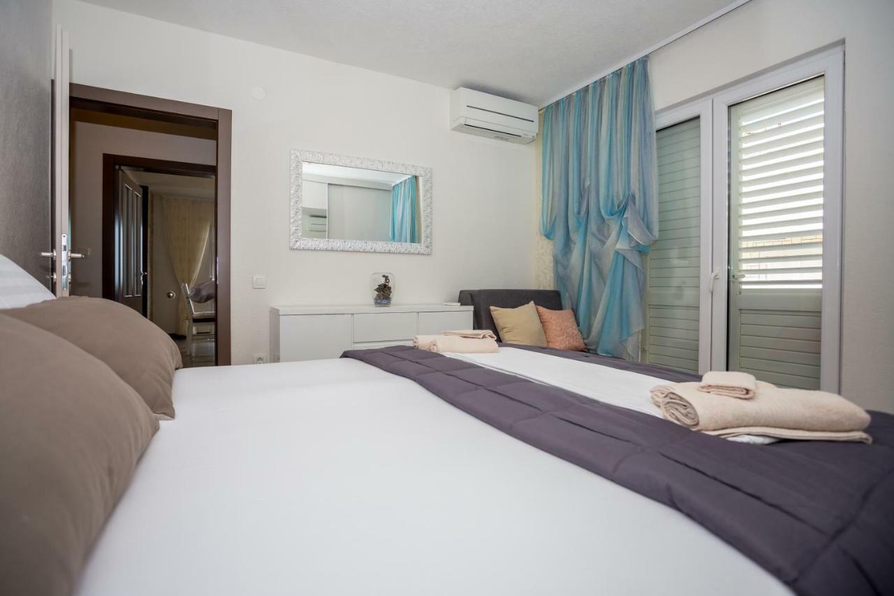 Apartments Iva Brstilo Omiš Exteriör bild