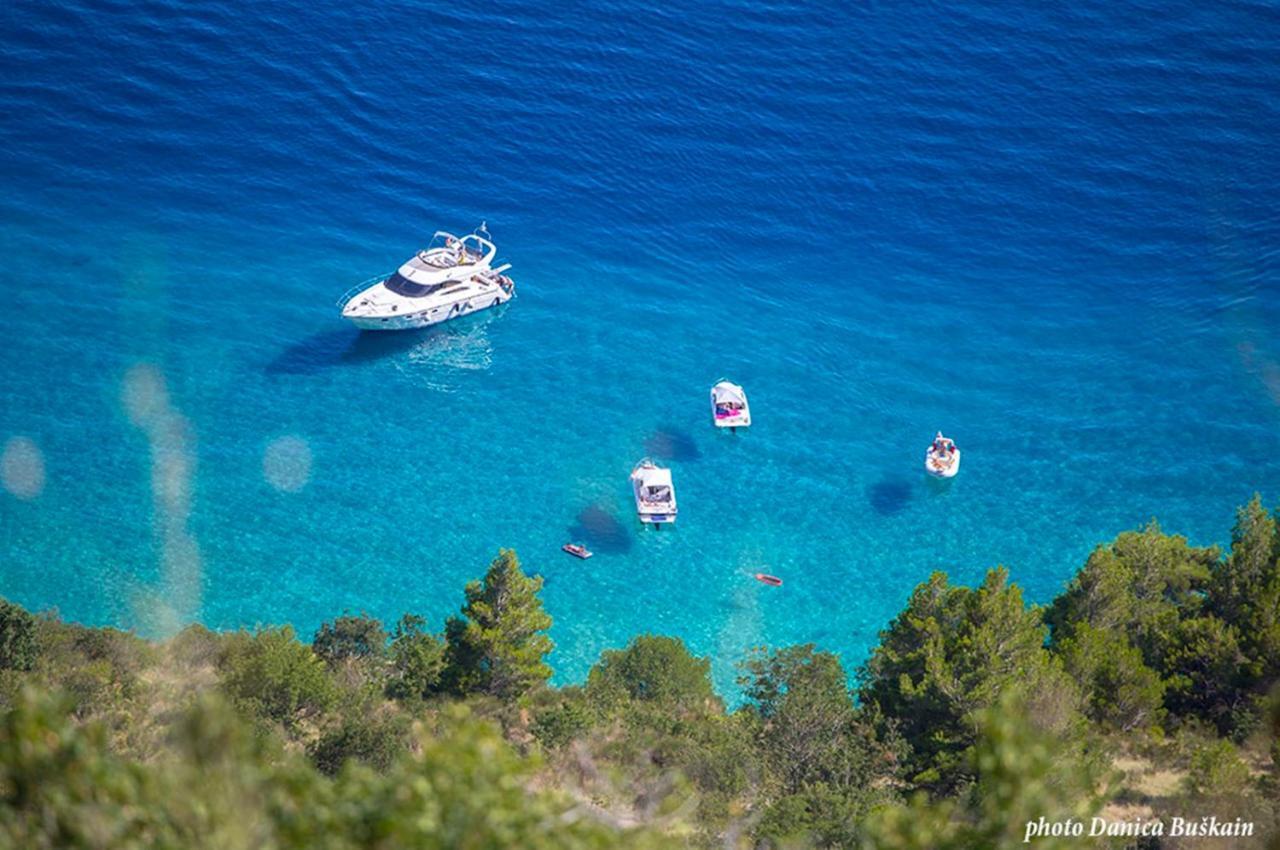 Apartments Iva Brstilo Omiš Exteriör bild